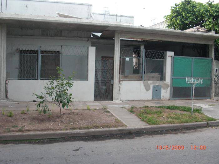 Casa en venta en C. Echagüe, 8101, José León Suárez Norte