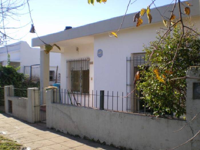 Casa en venta en General Martín Rodríguez, 3209, Santa María