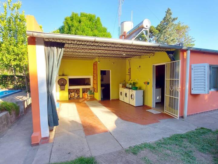 Casa adosada en venta en Los Lapachos, Villa Urquiza