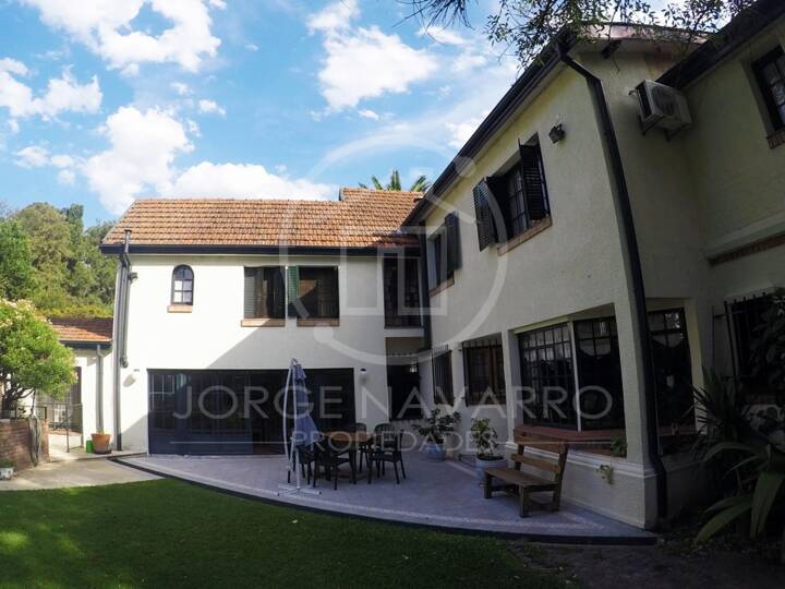 Casa en venta en Maestro A. Schiuma, 3093, Villa Parque San Lorenzo