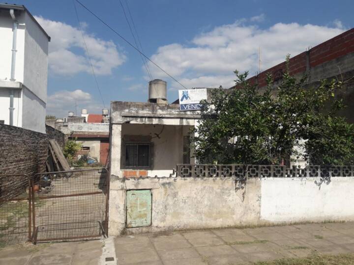 Casa en venta en Vicente López, 2562, Morón