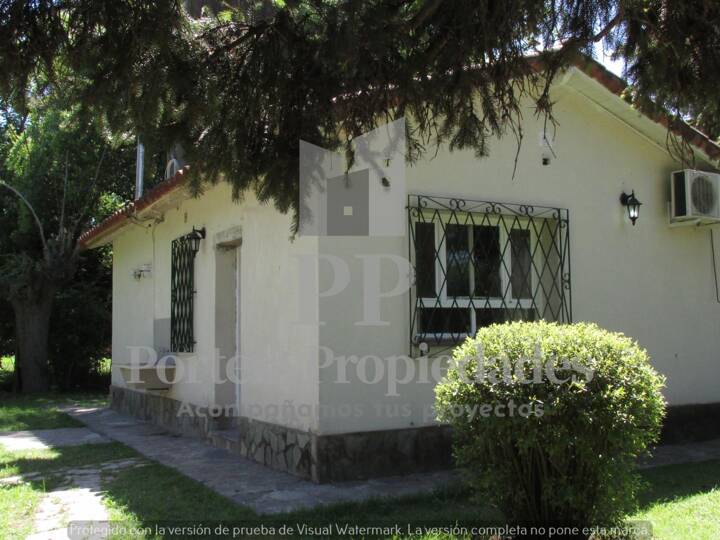 Casa adosada en venta en Santa Cruz, 2571, Moreno
