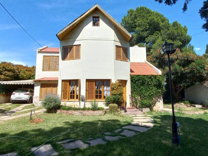 Casa en venta en Millamapu, 192, Bahía Blanca