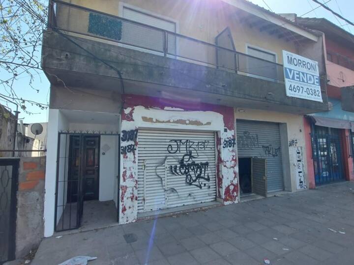 Comercial / Tienda en venta en Avenida Eva Perón, 3195, Buenos Aires