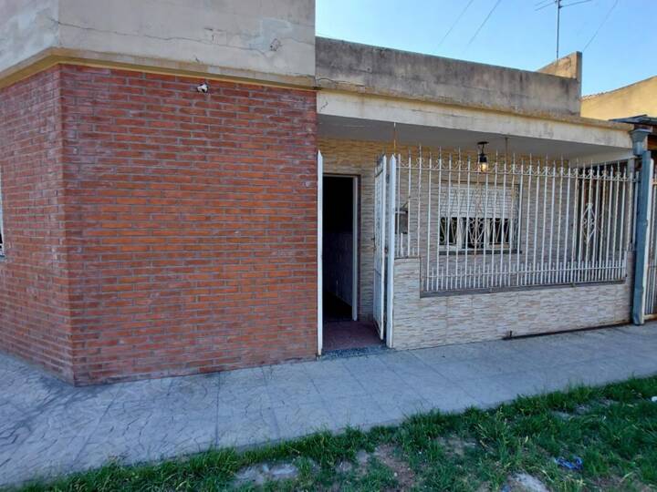 Casa en venta en Achaga, 3249, Buenos Aires