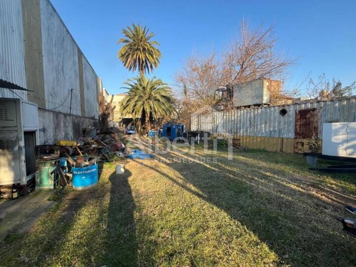 Terreno en venta en Donato Álvarez, Buenos Aires