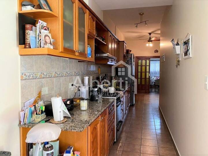 Casa en venta en Esmeralda, 750, Haedo