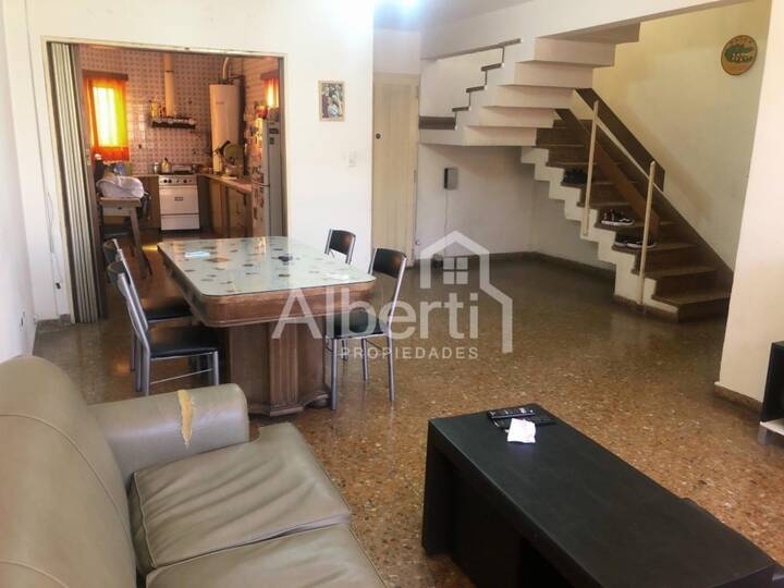 Casa en venta en Lambaré, 1224, Villa Sarmiento