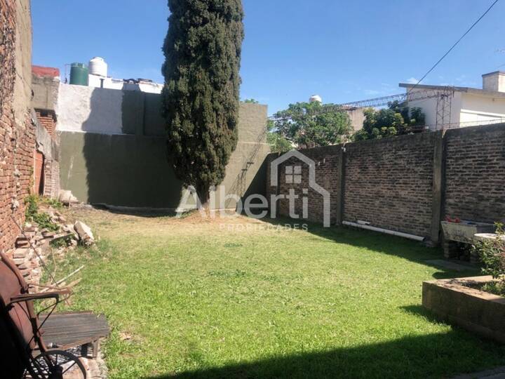 Casa en venta en Lambaré, 1224, Villa Sarmiento