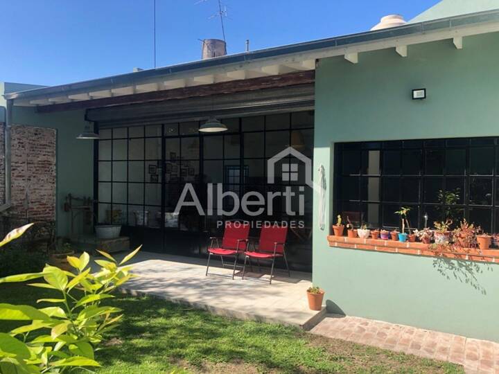 Casa en venta en Llavallol, 701, Haedo